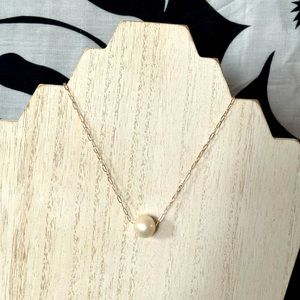 76. Southsea Pearl Floater Necklace